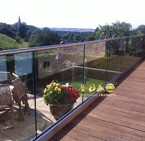 陽台（tái）玻璃地槽（cáo）JRS01