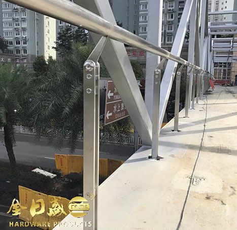 公（gōng）路天橋護欄