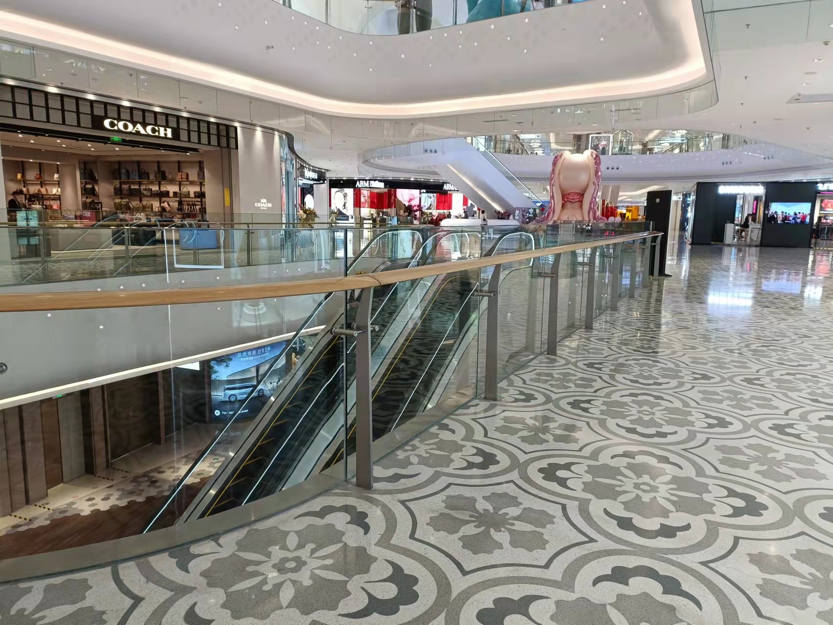 不鏽鋼欄杆立（lì）柱要怎麽節（jiē）省成本呢？