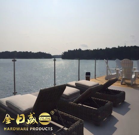 湖泊室外陽（yáng）台護欄